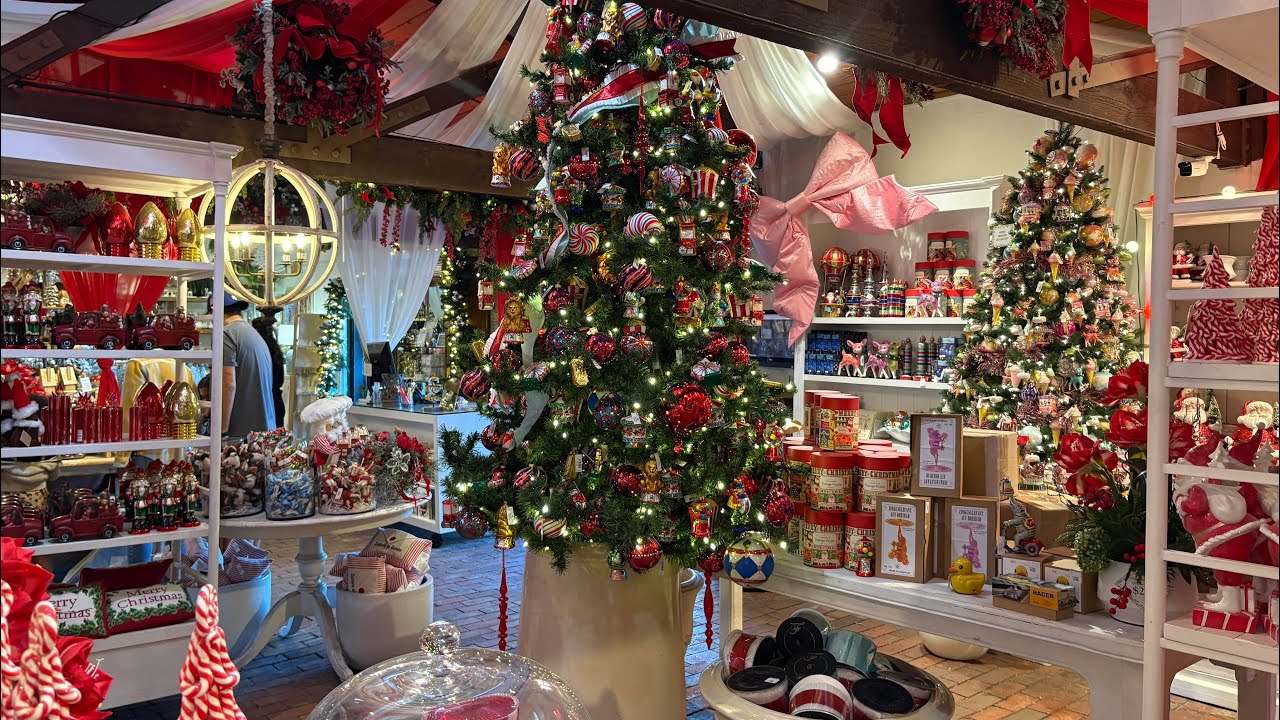 Roger’s  Gardens Christmas Boutique 2025 #rogersgardens 