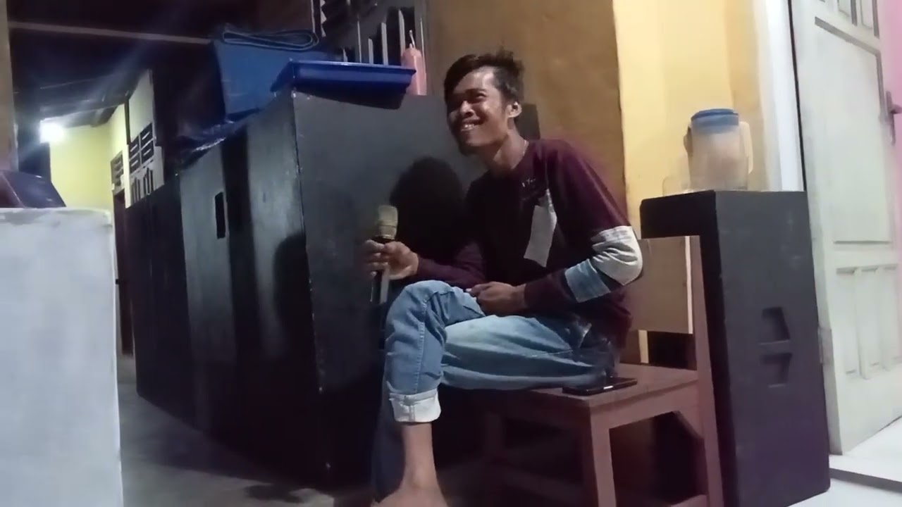 Suara emas mas idris rahman. Di desa gapuk Aek Nabara labuhan batu