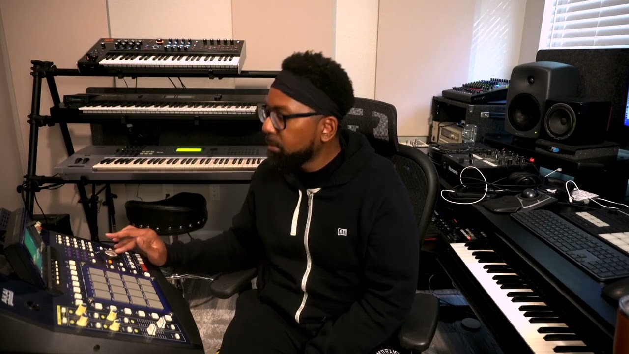 2024 Music Studio Clip - Akai MPC 4000 New Jazz West Coast Type Beat