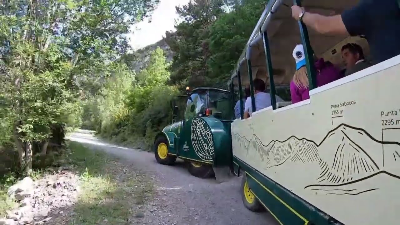 El tren de Panticosa nos transporta a la alta monta&ntilde;a del Pirineo aragon&eacute;s