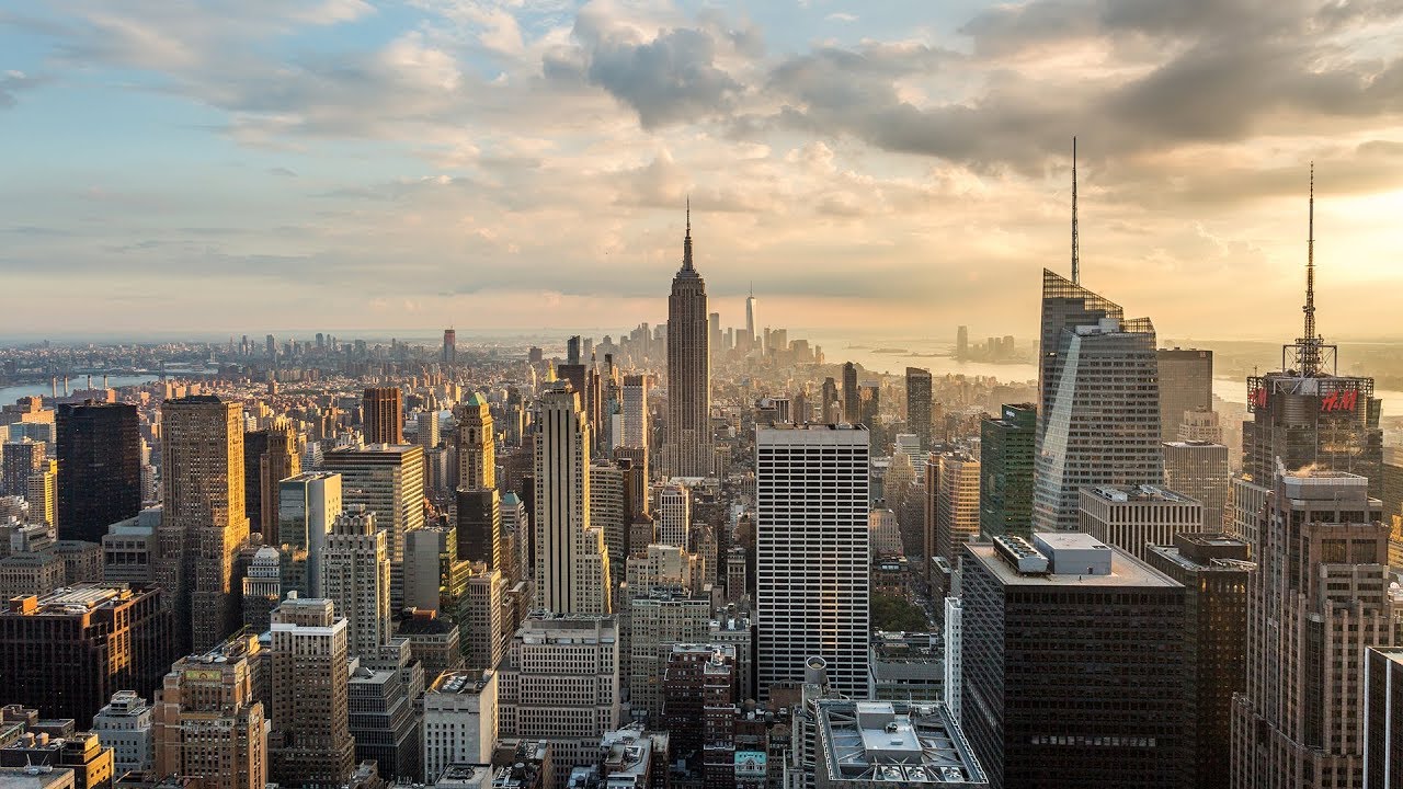 I'm a Timelapse and Hyperlapse Photographer