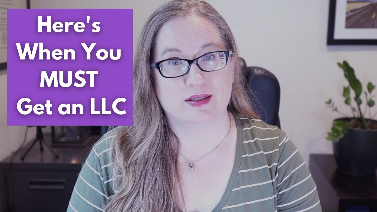 8 Reasons You Must Get an LLC // here's when you need an LLC or Corporation