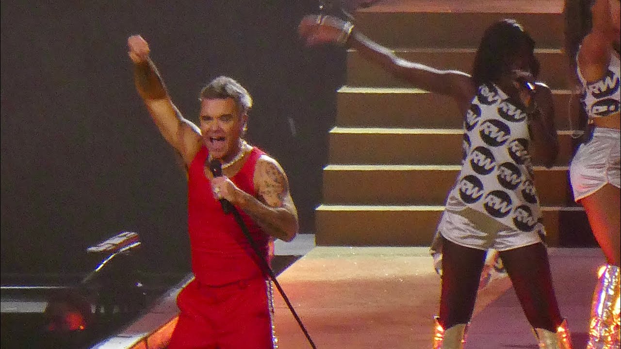 Robbie Williams- Let me Entertain You - live in Amsterdam Arena -22 juni 2025
