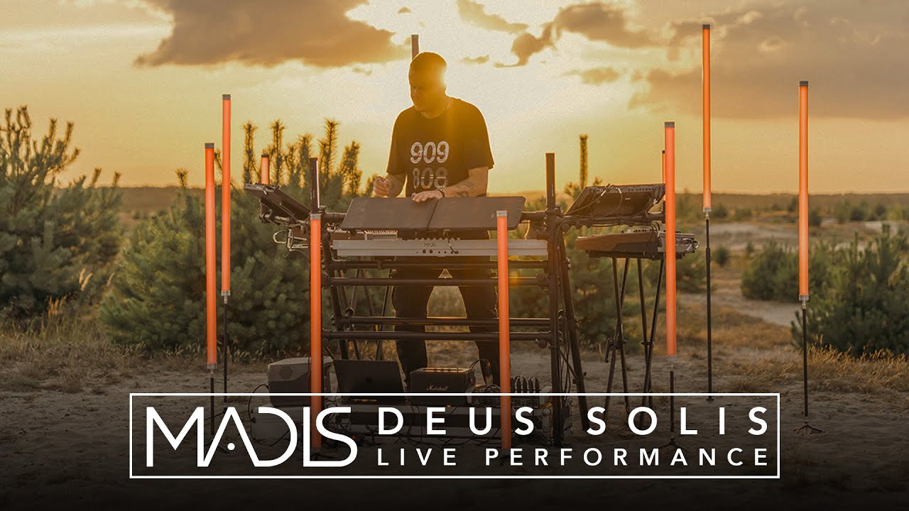 Madis - Deus Solis (Live Performance)