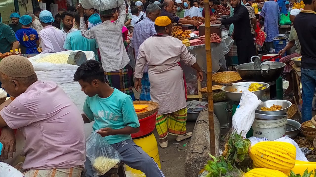 ১০ রোজা ঢাকার চকবাজার থেকে সরাসরি দেখতে থাকুন।