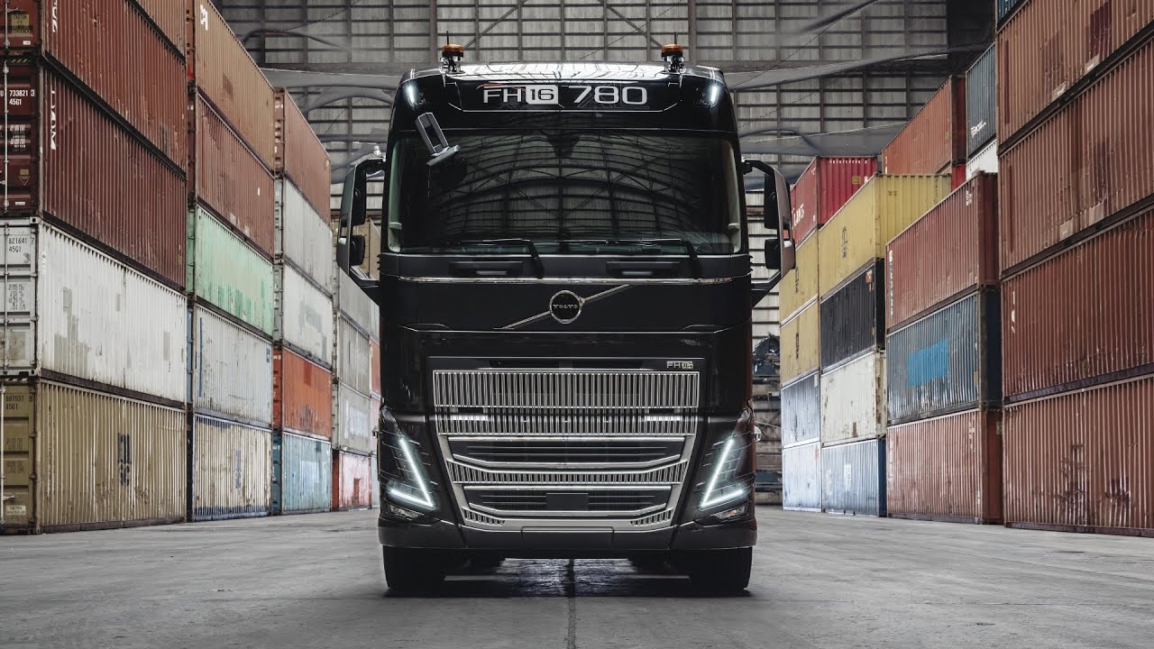 Volvo FH16 780hp Walk Around