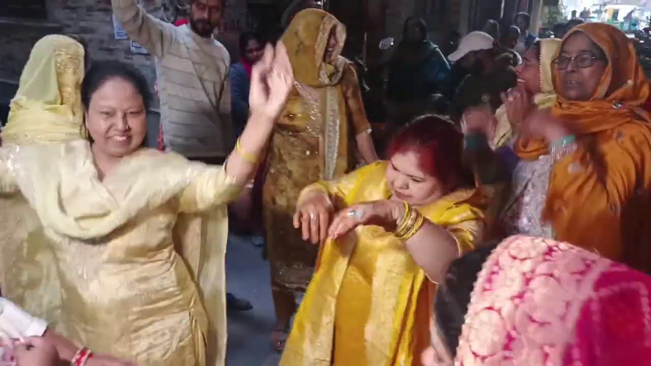Didi ka haldi mahndi function ❤😊