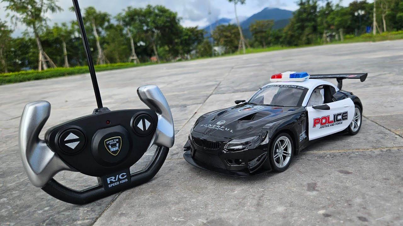 Unboxing remote control police car, remote control bus