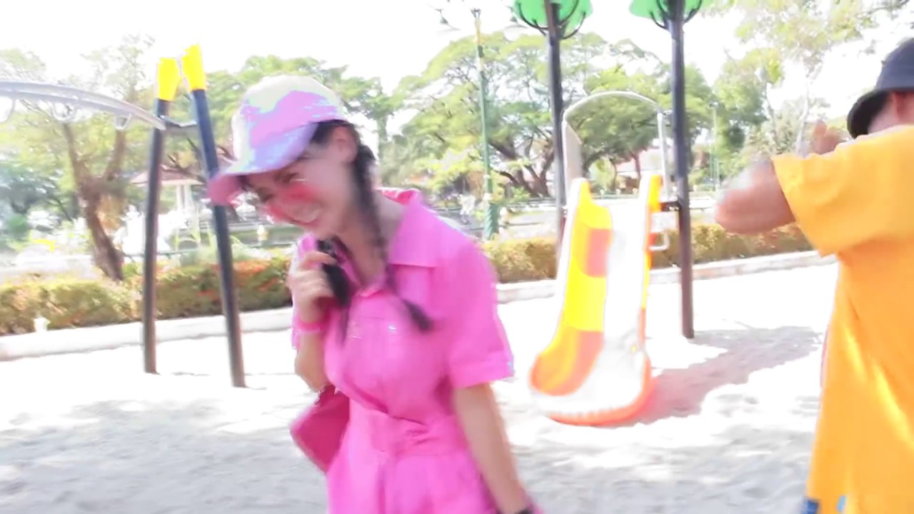 MADE IN LAOS (ເມດອິນລາວ) - TON Slaz X TN$  Feat. VVIIV ( Official MV )