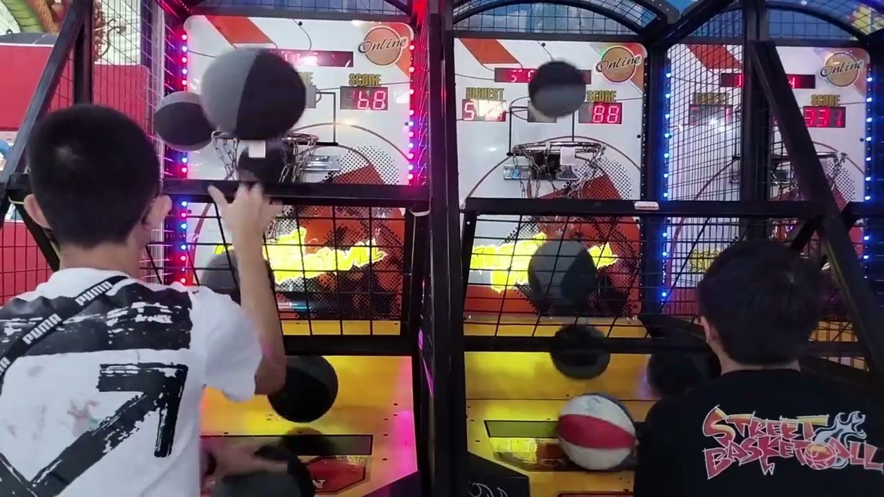 PK on Street Basketball Arcade KMD VS Fulberts at AEON Mall BSD