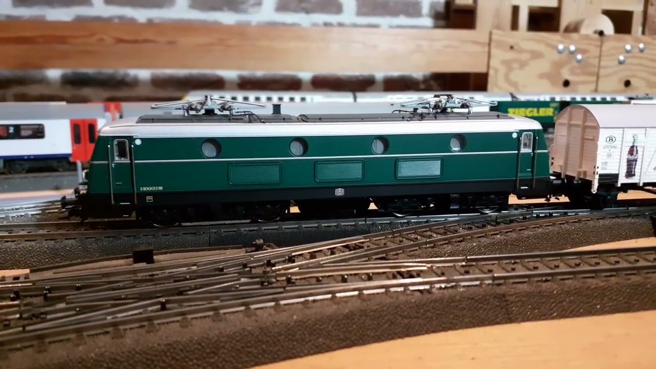 20250611 NMBS 140 003 met types Ghs en Glm. Nostalgie uit periode III.