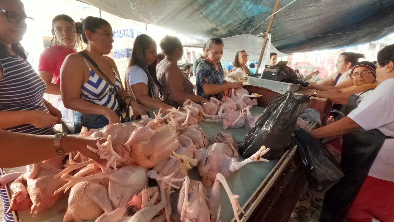 MUITA FARTURA NA FEIRA LIVRE DE CATENDE-PE UMA DAS MELHORES FEIRAS DE RUA DO NORDESTE