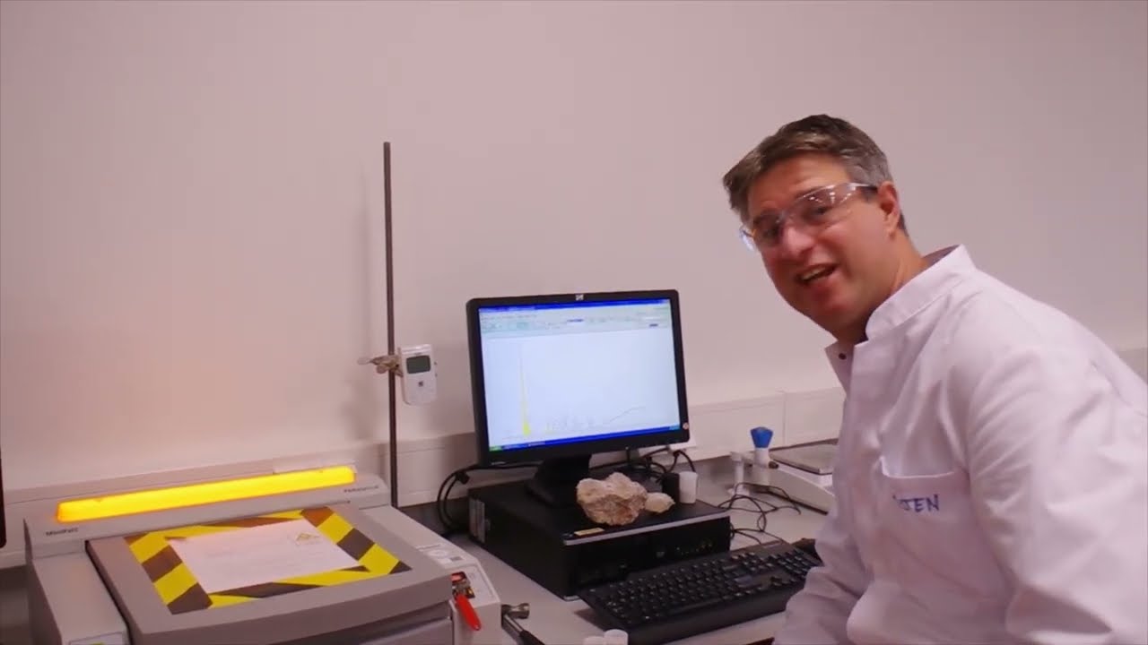 Element analyse van dolomiet met XRF