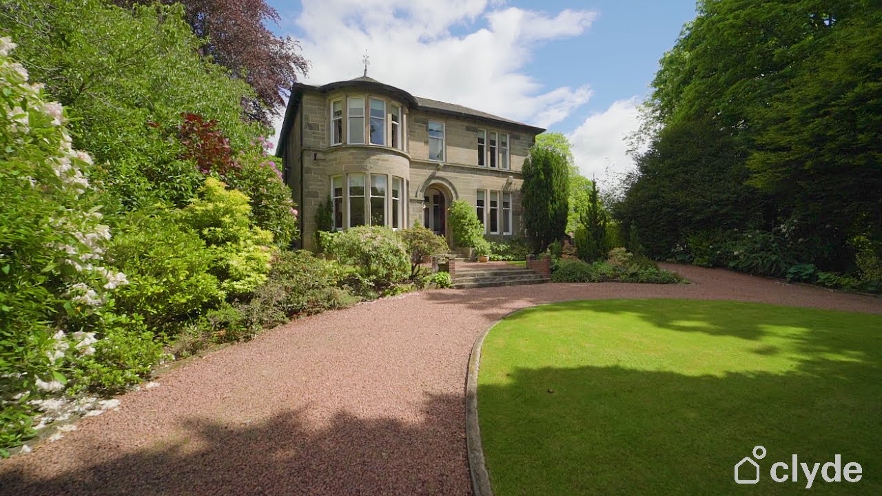 4 West Chapelton Avenue Bearsden East Dunbartonshire G61 2DQ