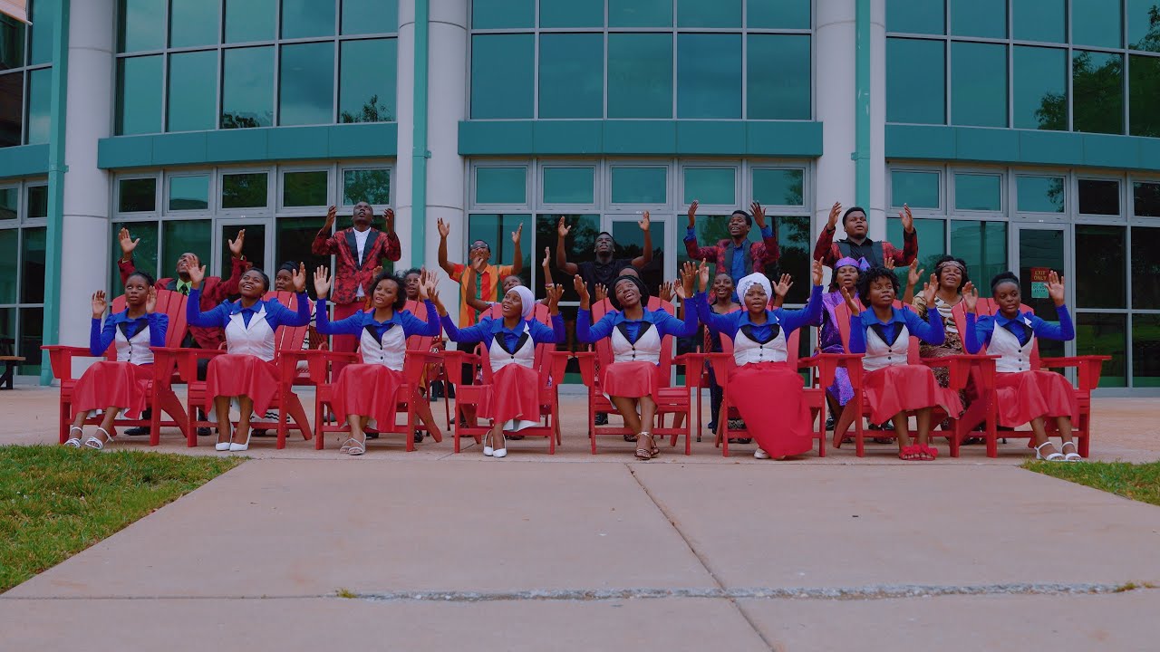 AGAPE CHOIR / HOSANA MBARIKIWA OFFICIAL VIDEO  // MUSA MBOKO