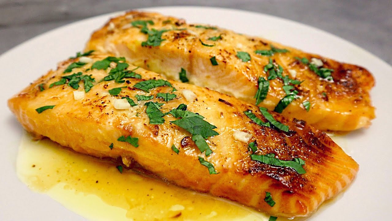 Ein sehr einfaches und leckeres Rezept für Lachs im Ofen!
