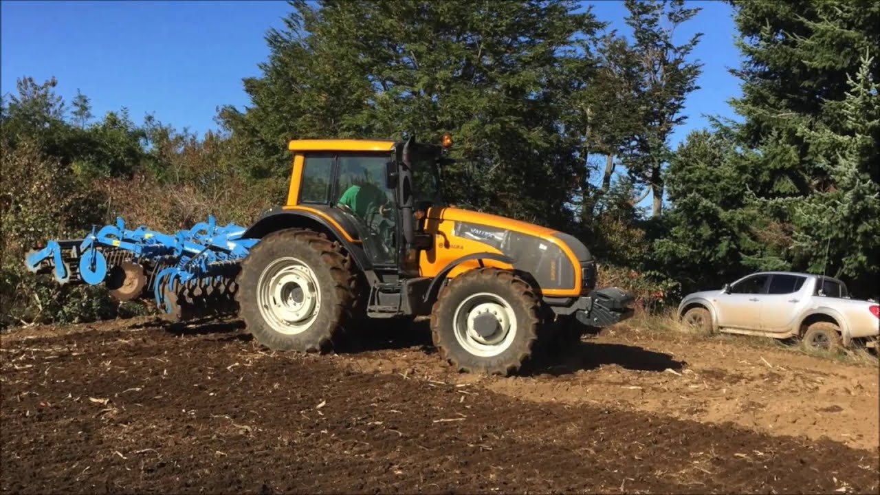 Incorporacion con Valtra T151 Lemken Rubin 9/300