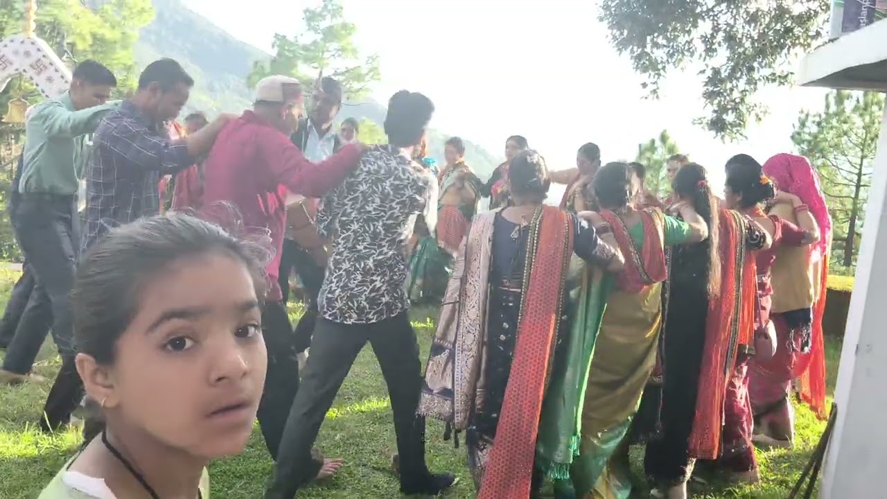 आठू सातूं में हमारी सुन्दर चाचरी #village #phadilifestyle 