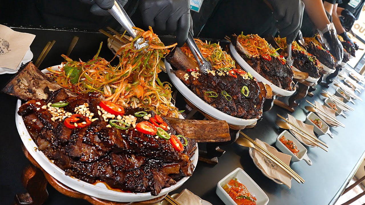 하루 매출만 800만원이라는 처음보는 한식? 18시간 고인돌 왕갈비로 유명한! 역대급 줄서서먹는 최강 인싸 맛집┃Marinated Ribs / Korean street food