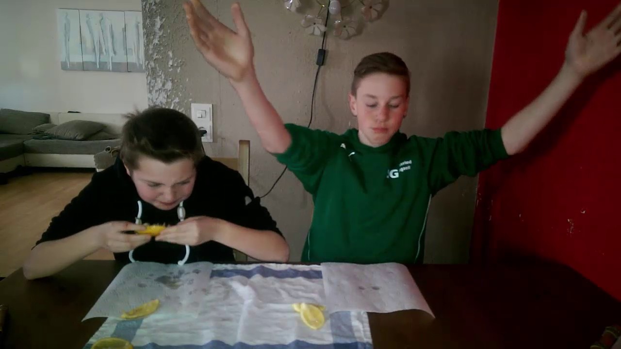 Zitronen Challange (Mit Gürtel Bestrafung)