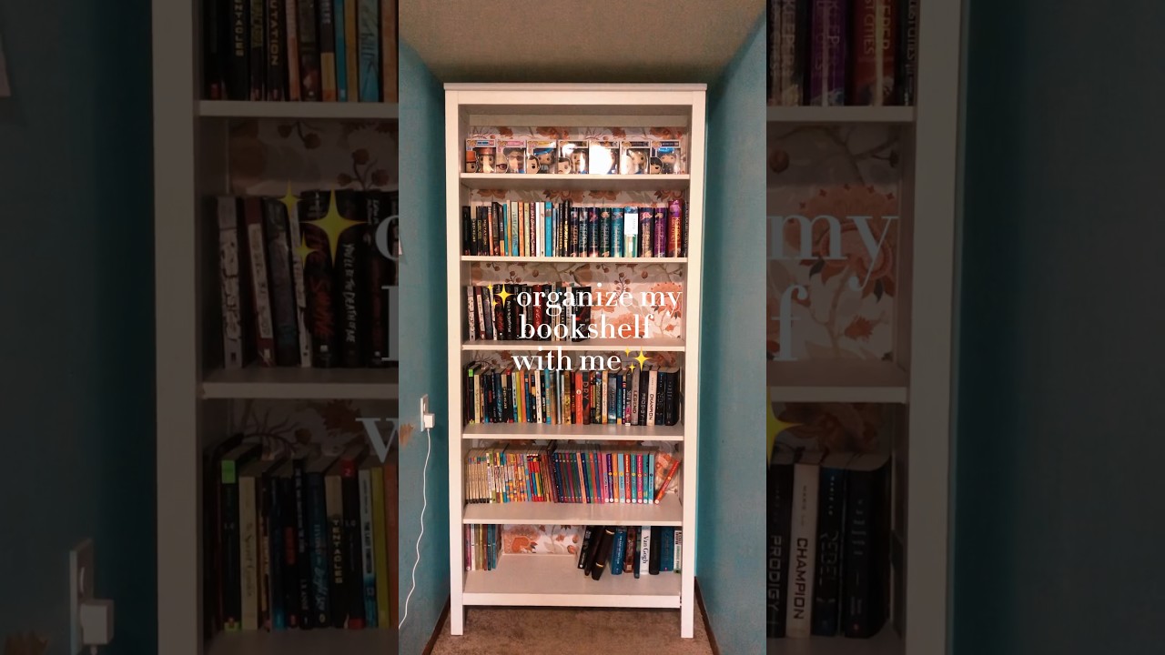 Organize my bookshelf with me #books #blowup #booktube #reading #organize #trending #barbie