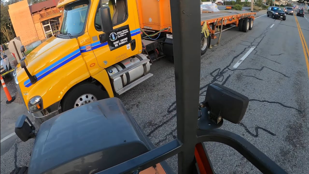 Police show up to this delivery on a busy road! PT2