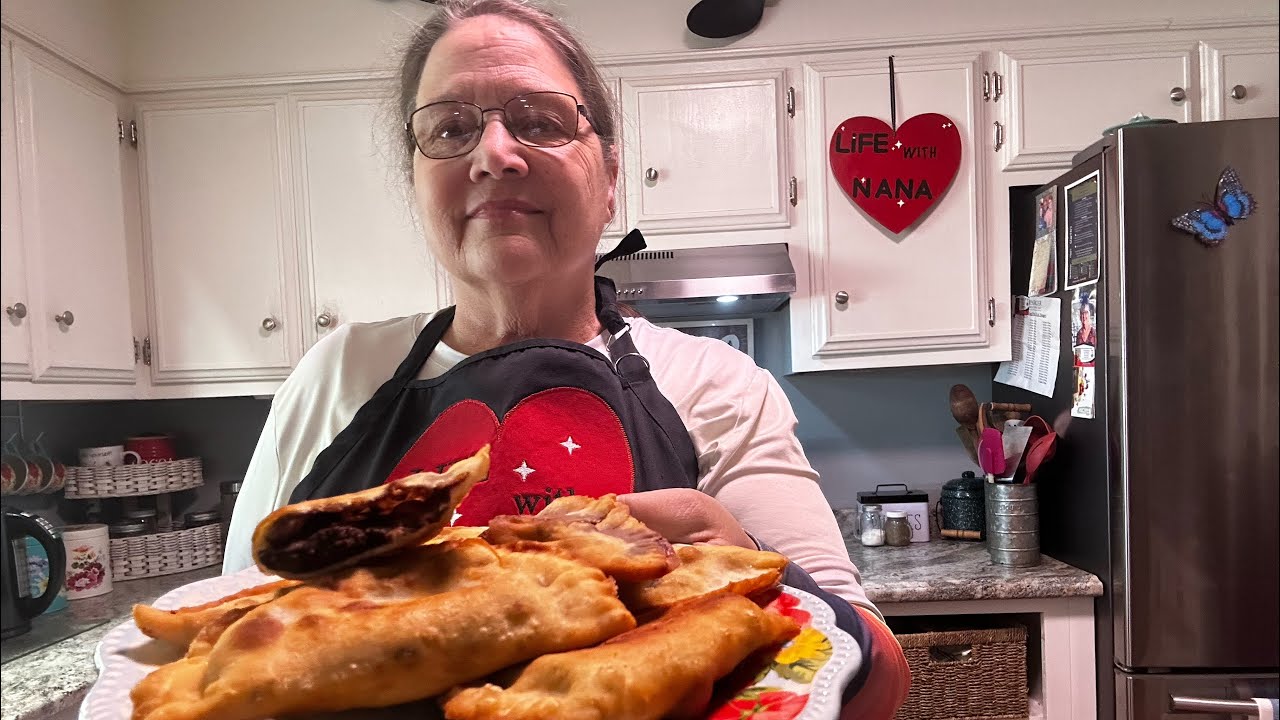 Mama‘s fried chocolate pies and savory meat pies￼￼