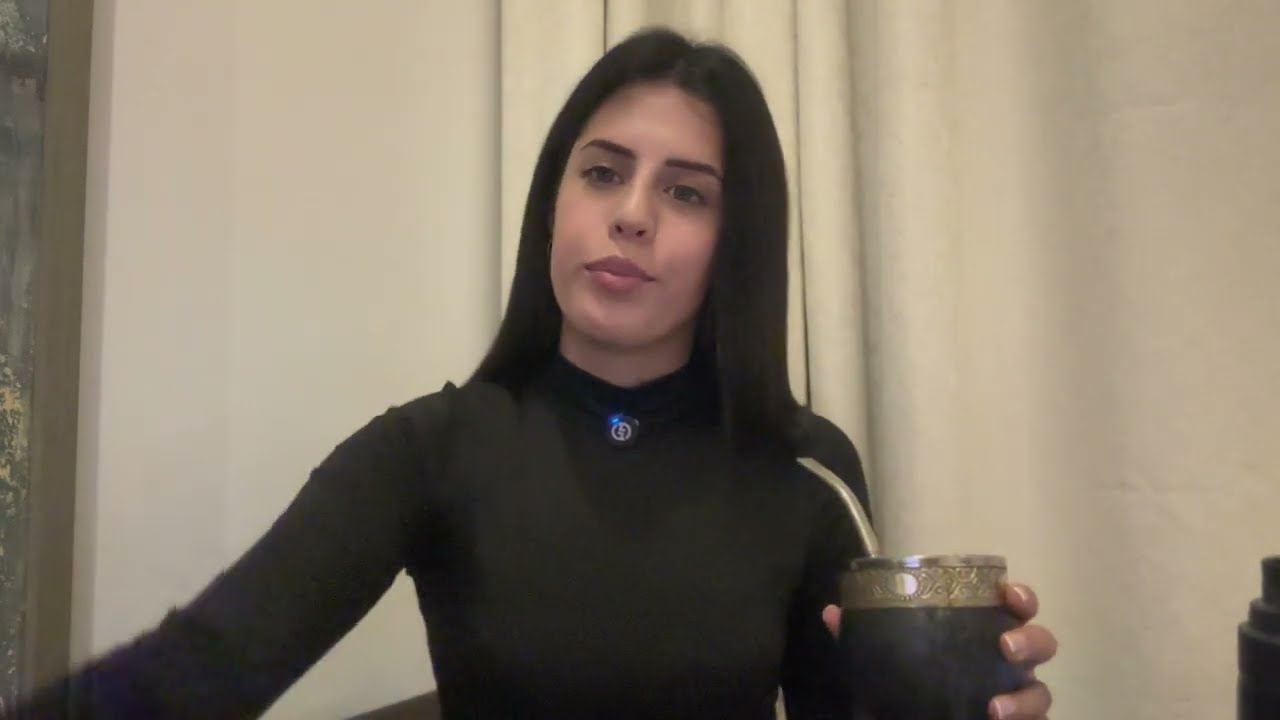 Modelaje en Europa a diferencia de LATAM | Agustina Yannino 