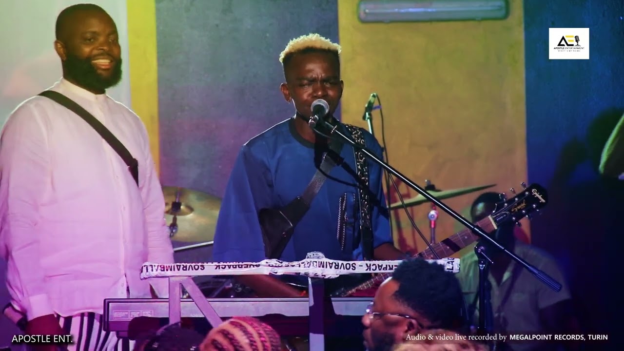 SAM KALADU LIVE IN TORINO ITALY