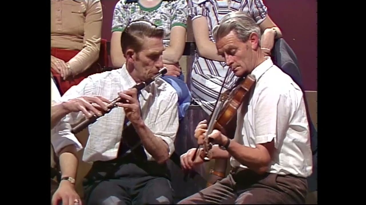 The Copper Plate - Peter Horan & Fred Finn on flute and fiddle, 1977