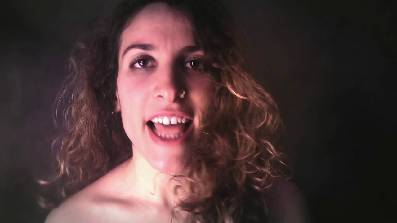 Urban Tales - O Meio feat Mariana Azevedo (Video Oficial)