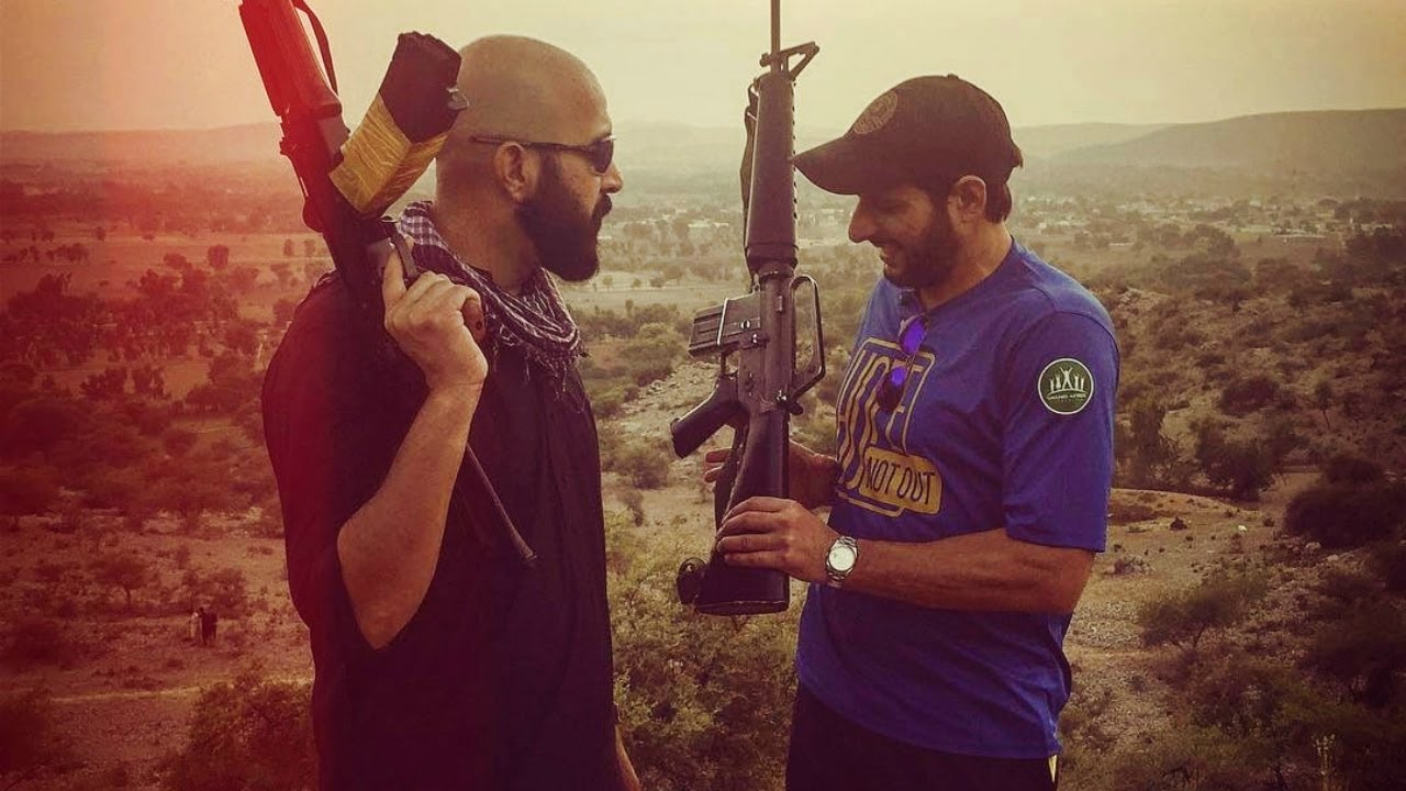Boom Boom Shahid Afridi in Mahaaz 16 October 2016 - Lala Firing Guns