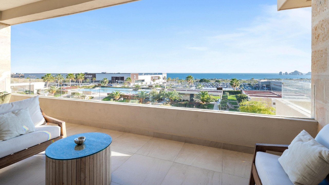 Ocean View Condo with Signature View of ARCH | Cabo San Lucas ocean view homes for sale