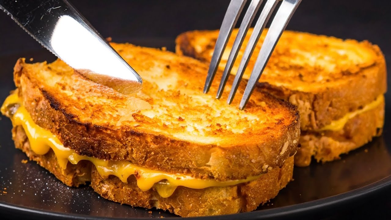 When I Don’t Know What to Make for Breakfast, I Make This! 5-Minute French Toast!