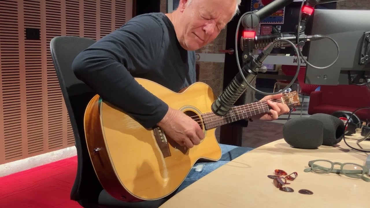 Tommy Emmanuel - 'Guitar Rag' live on Swinging Doors May 29, 2025