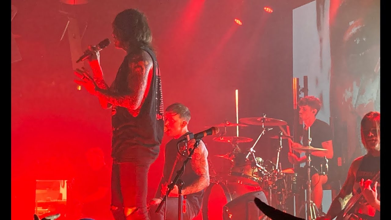 blessthefall - Hollow Bodies(Live in Roseville, CA)