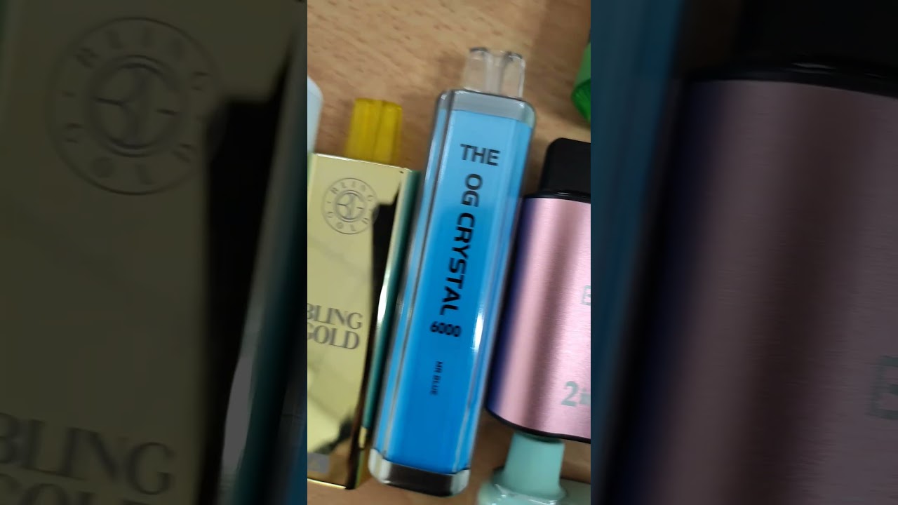 #KinGofPod OG Crystal Pro 10000 puffs disposable vapeFeatures. #vapes  #vapestore #wholesalevape