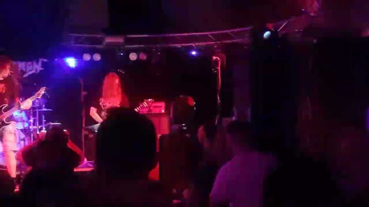 HEADACHEMAN - One More Death, площадка 