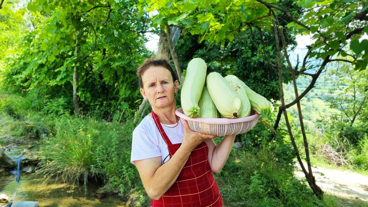 Exquisite Albanian Village Cuisine: Zucchini Delights and Zucchini Pie!