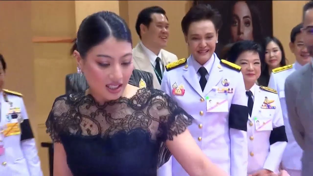 เจ้าฟ้าสิริวัณณวรี   ทรงเปิดงานแสดงสินค้าอัญมณี    ข่าวในพระราชสำนัก วันที่ ๒๒ กุมภาพันธ์ ๒๕๖๙