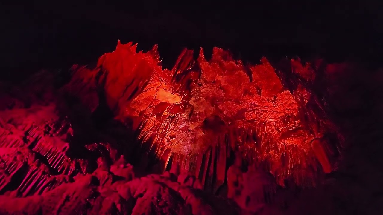 Caverns National Natural Landmark in Lake Shasta 2