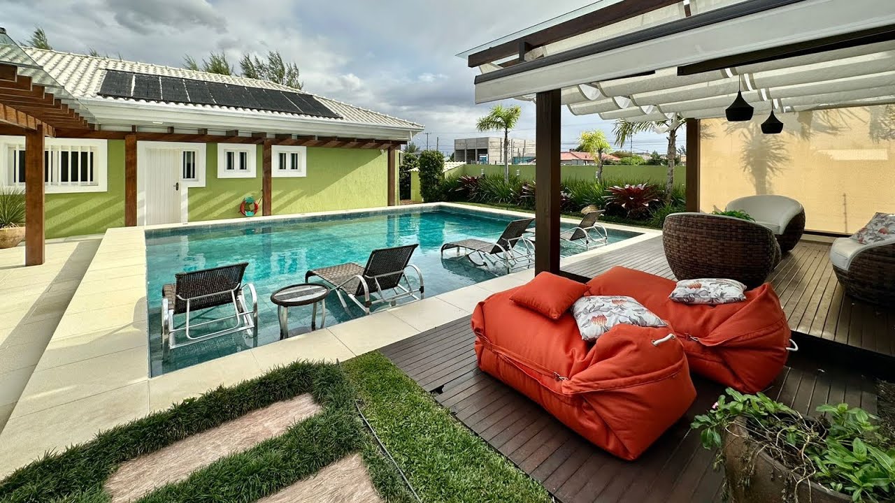 Linda casa pr&oacute;xima do mar!!! Mobiliada e com muito luxo, pr&oacute;ximo a comercia na praia da Noiva do mar