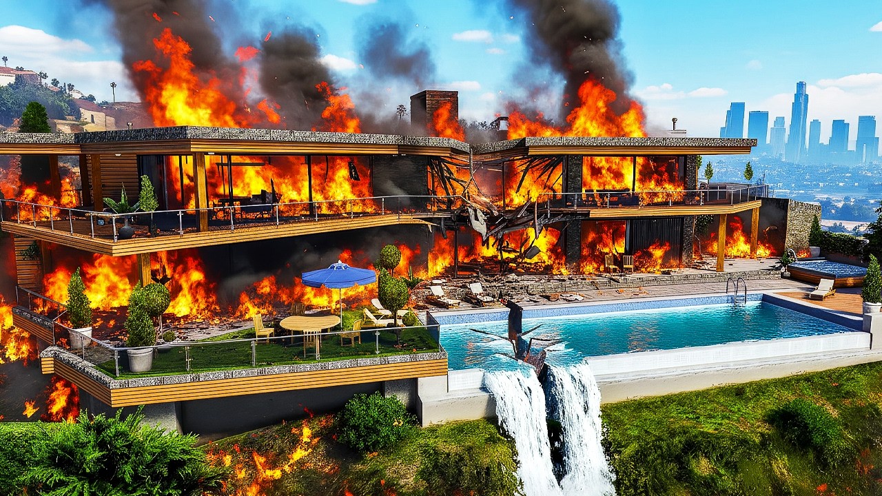 Fire at Franklin's House in GTA 5 from BAD to WORSE in 5 Seconds...