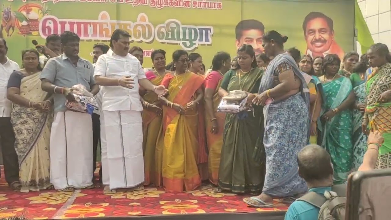 ஆவடி மாநகராட்சி மகளிர் சுய உதவிக் குழுக்கள் சார்பில் மாபெரும் பொங்கல் விழா நடைபெற்றது வாழ்த்துக்கள் 