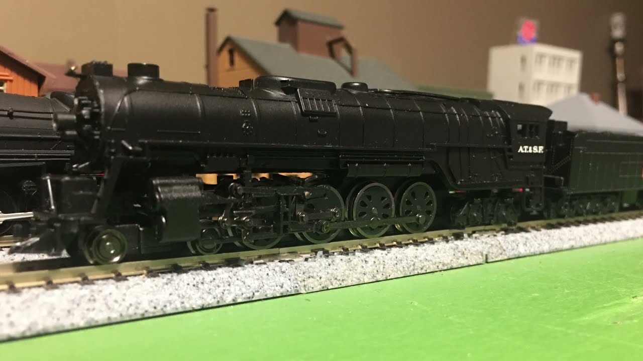 N scale Bachmann 4-8-4 repair