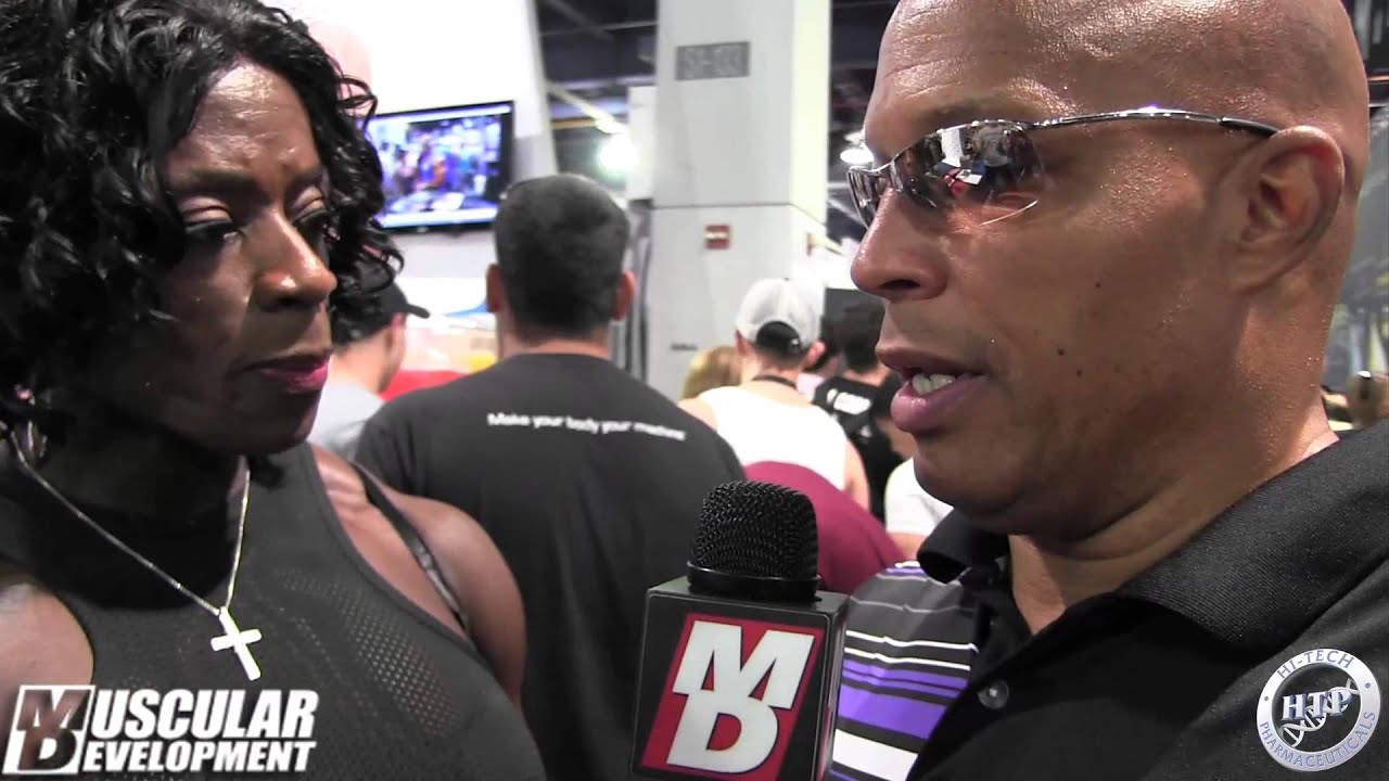 2015 MR OLYMPIA - EXPO - IRIS KYLE