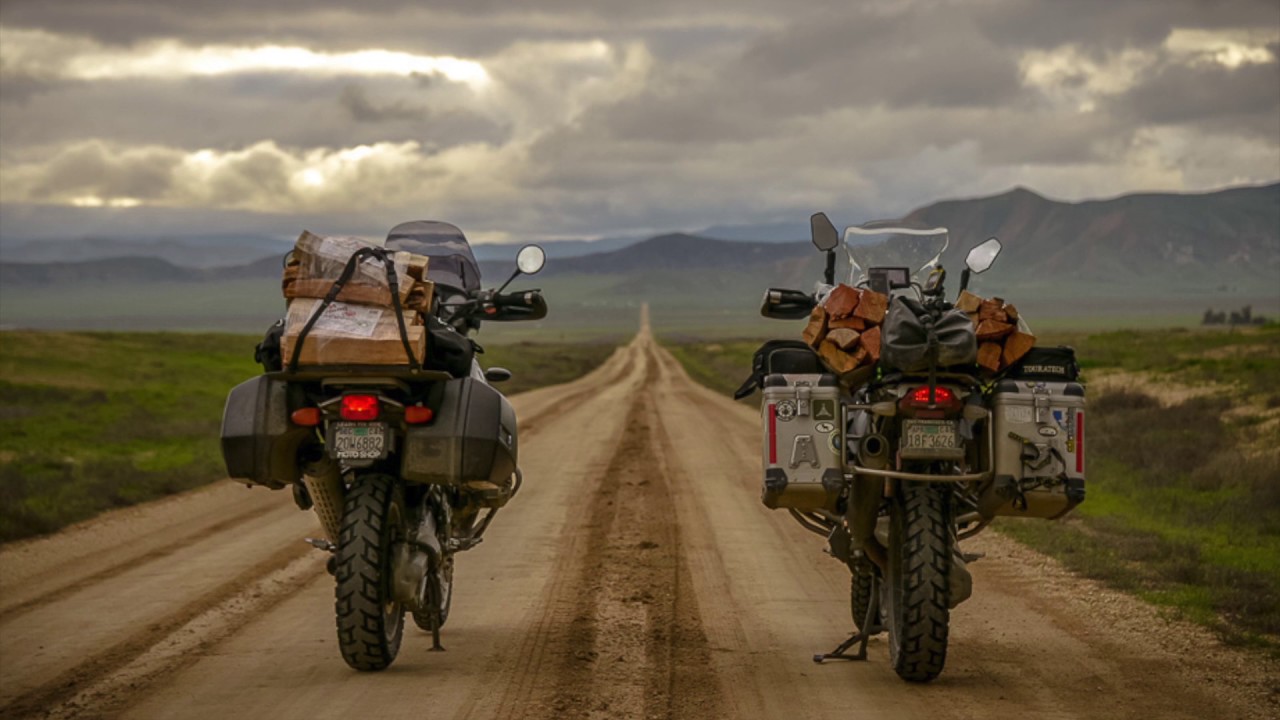 Motocamping Carrizo Plain National Monument: Mucho Verde
