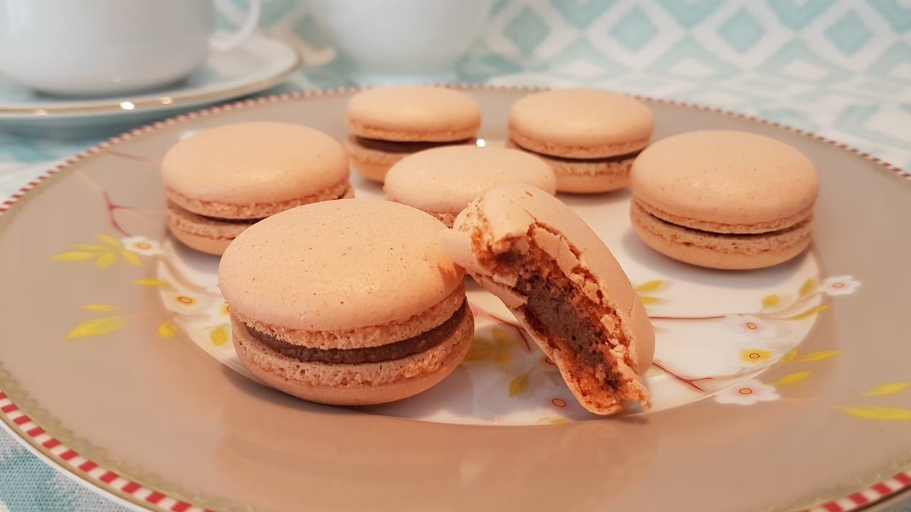 Macarons de naranja especiada y chocolate | Sweet Shop Victoria