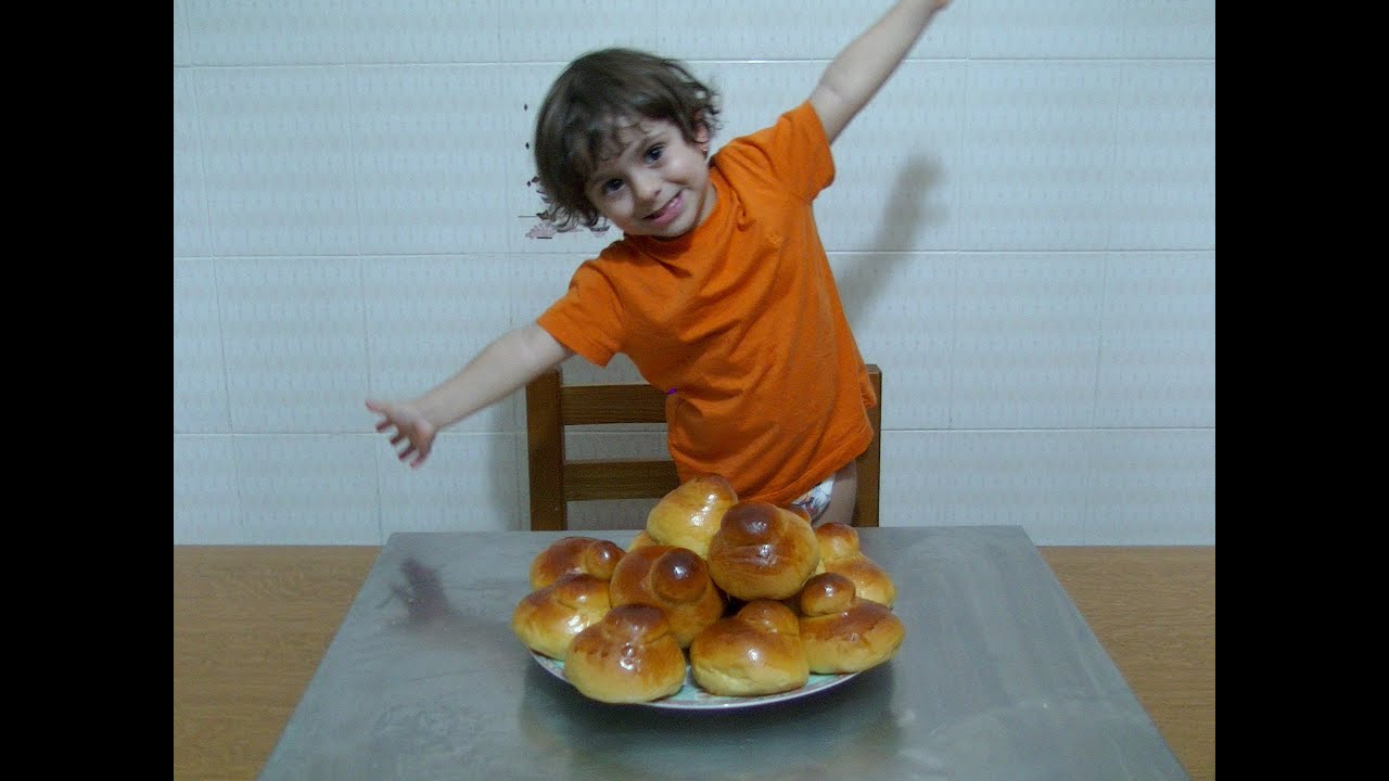 Le Brioche  Con il Tuppo  le originali brioche siciliane By Giuseppe Deiana