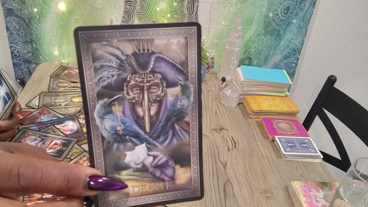 Gemini ♊trying to hide this tower 🗼 behind your back made a deal with the devil ⌛up ⌛ to collect